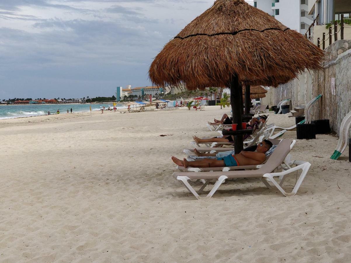 Ocean Front Suite, balcony, kitchen. Cancún Exterior foto