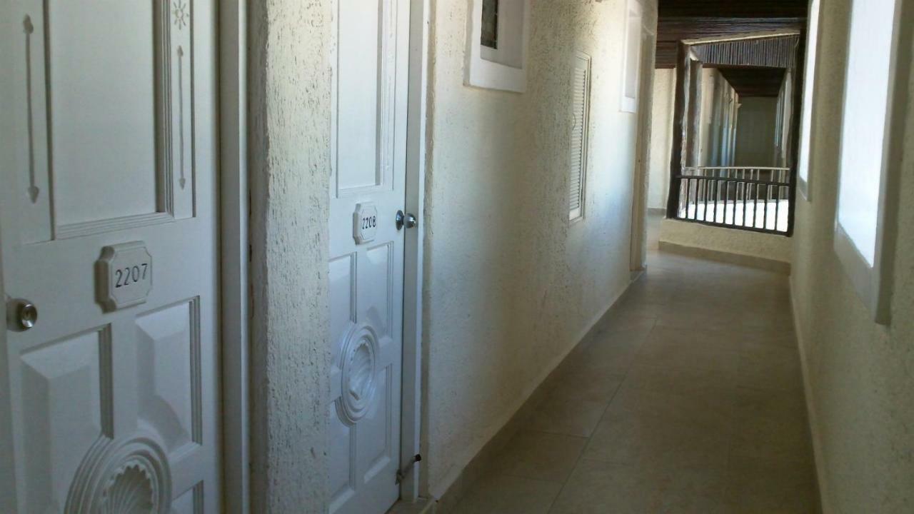Ocean Front Suite, balcony, kitchen. Cancún Exterior foto